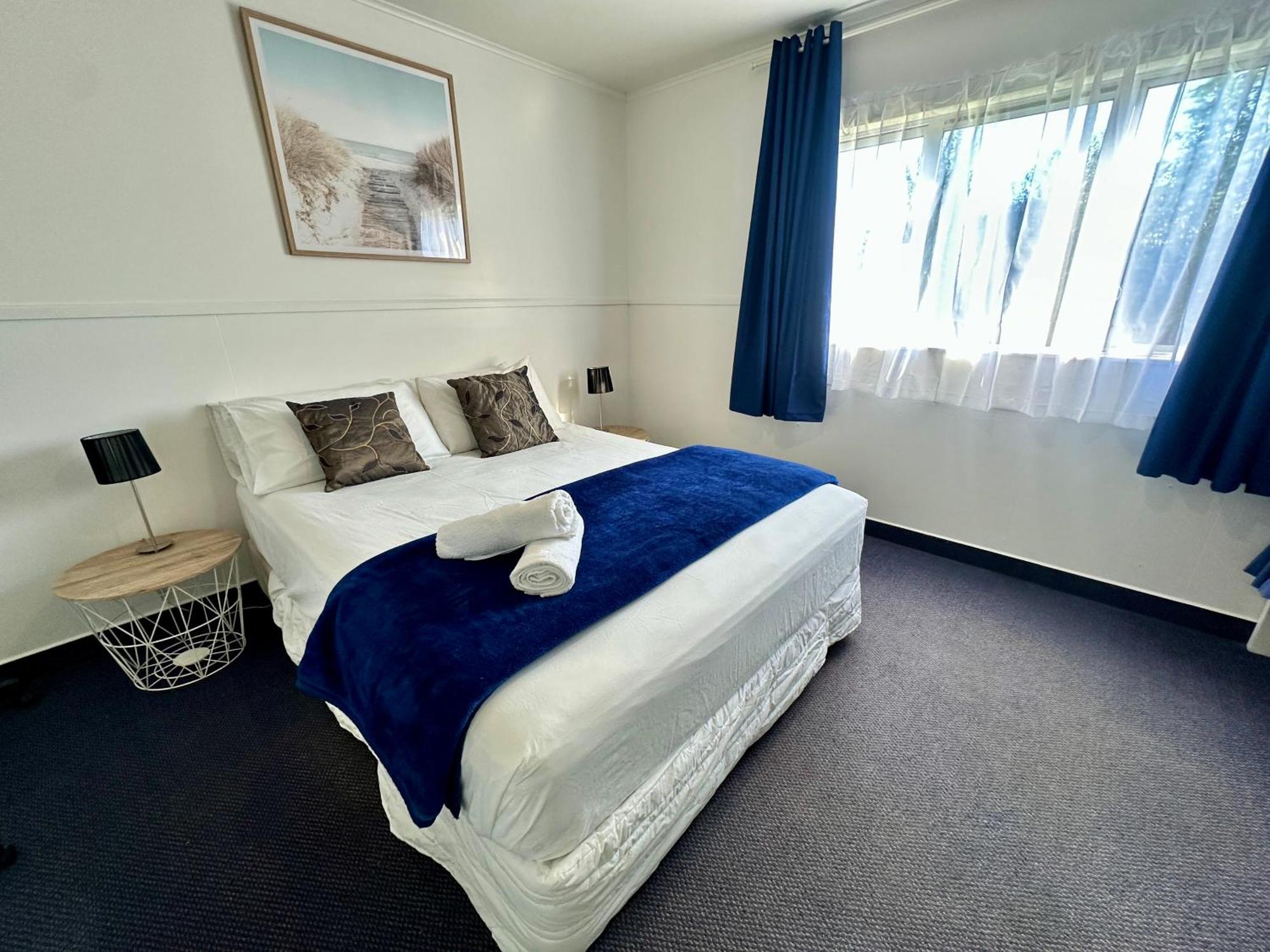 Happy Apple Backpackers * Motueka