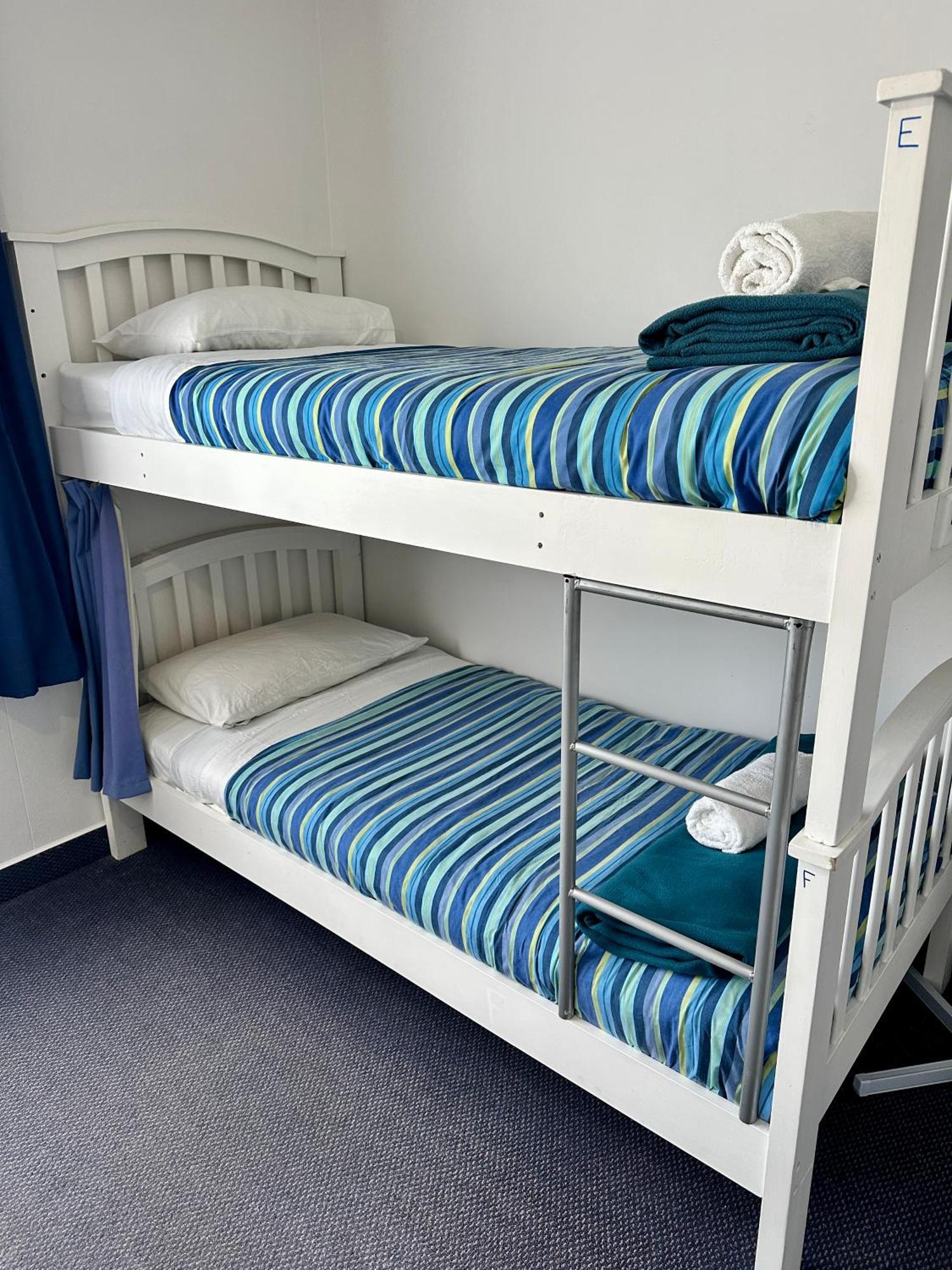 Hostel Happy Apple Backpackers *