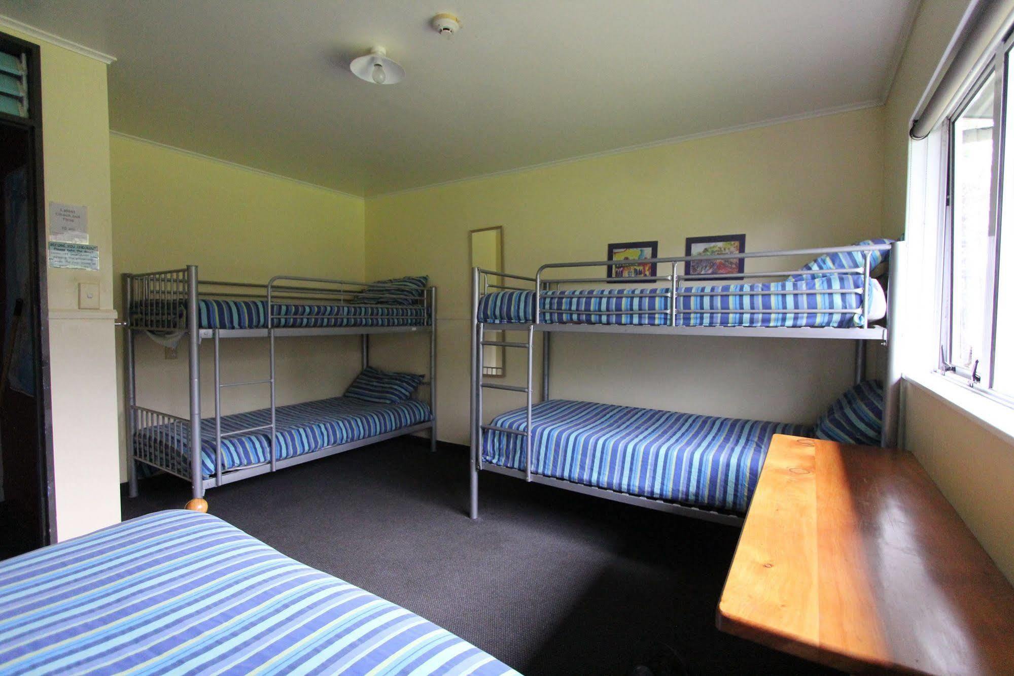 Happy Apple Backpackers Hostel *